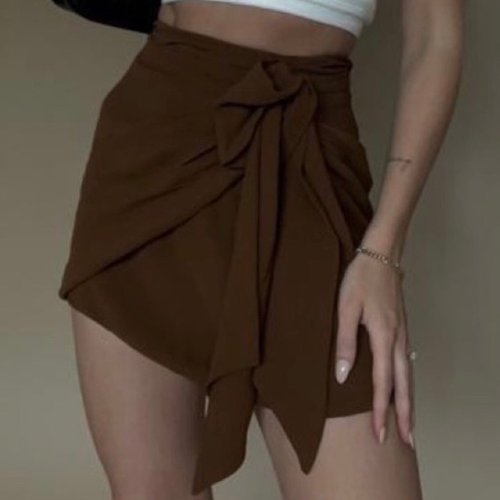 Luna B brown mini skirt